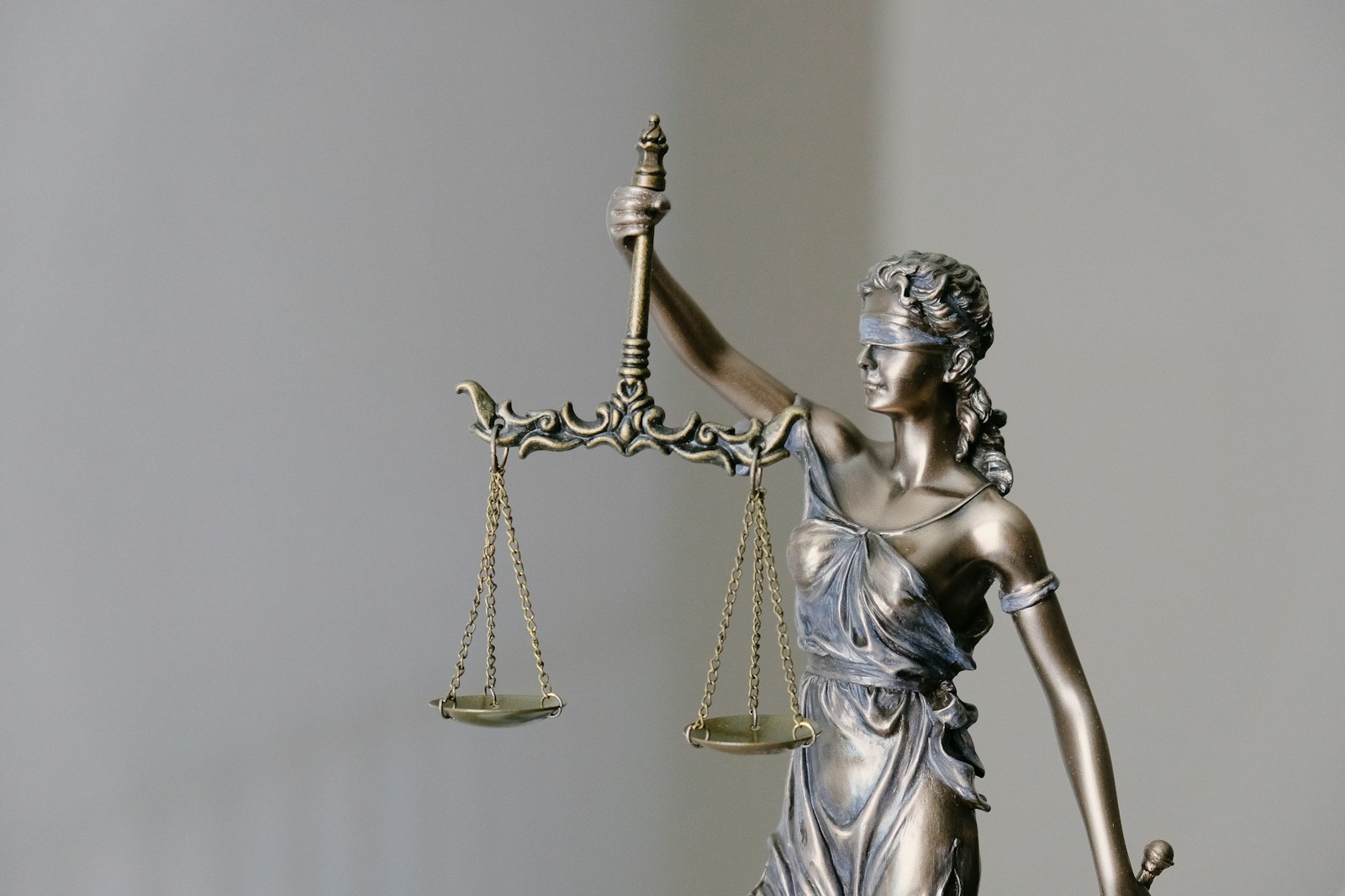 Les artistes revendiquent une « grande » victoire dans le procès sur les droits d’auteur intenté contre les générateurs d’images par IA